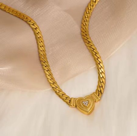 Nova Heart Necklace