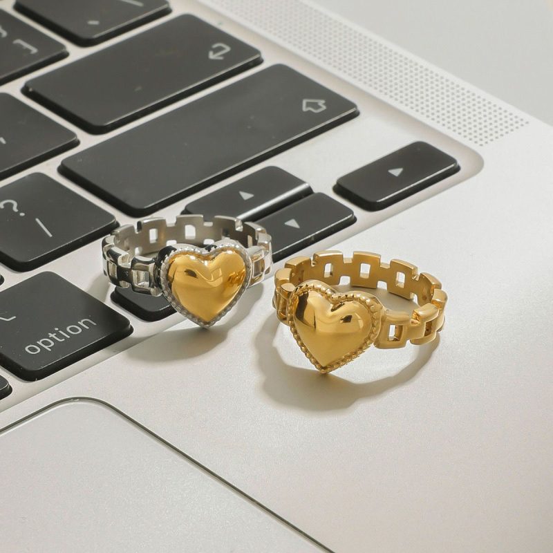 Tiara of Heart Ring - Image 5
