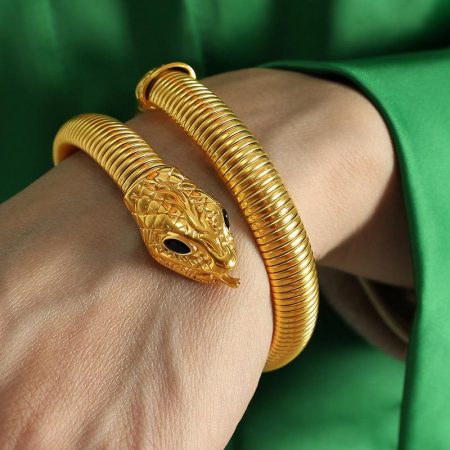 Nikita Wrist