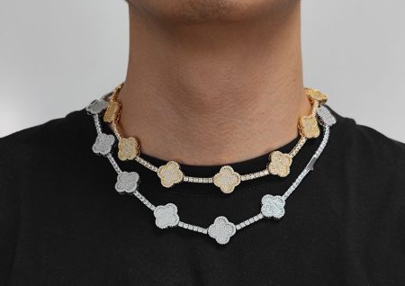 Iced Clover necklace