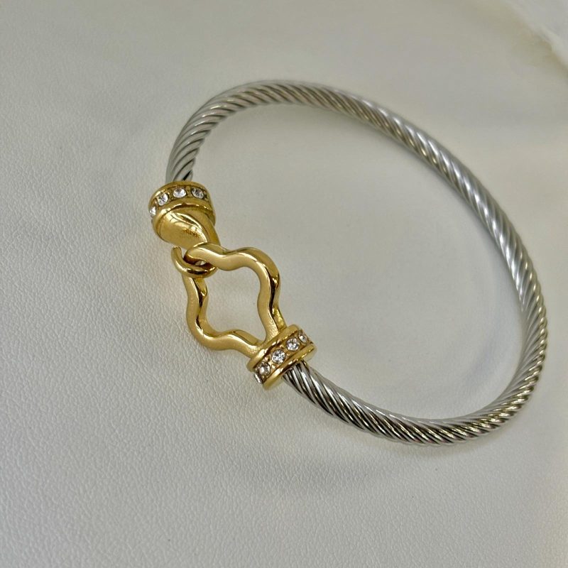 Sonic Hook Bracelet - Image 3