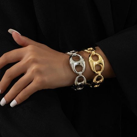 Bold Lone Luxe